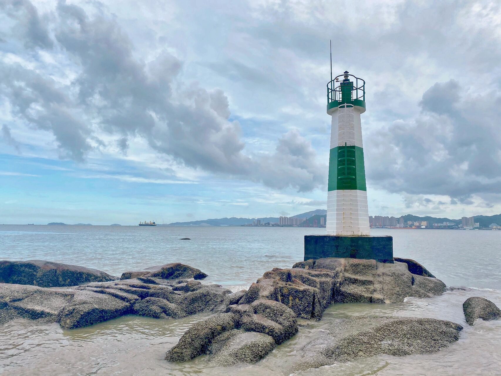 99福建·厦门· 港仔后沙滩 如果你来厦门,那一定会来鼓浪屿吧!