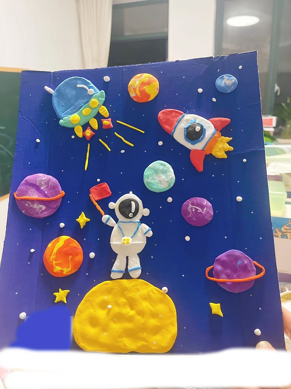 超轻粘土宇航员 第一次制作,弟弟做得很认真,自己看着还不错 手残党最