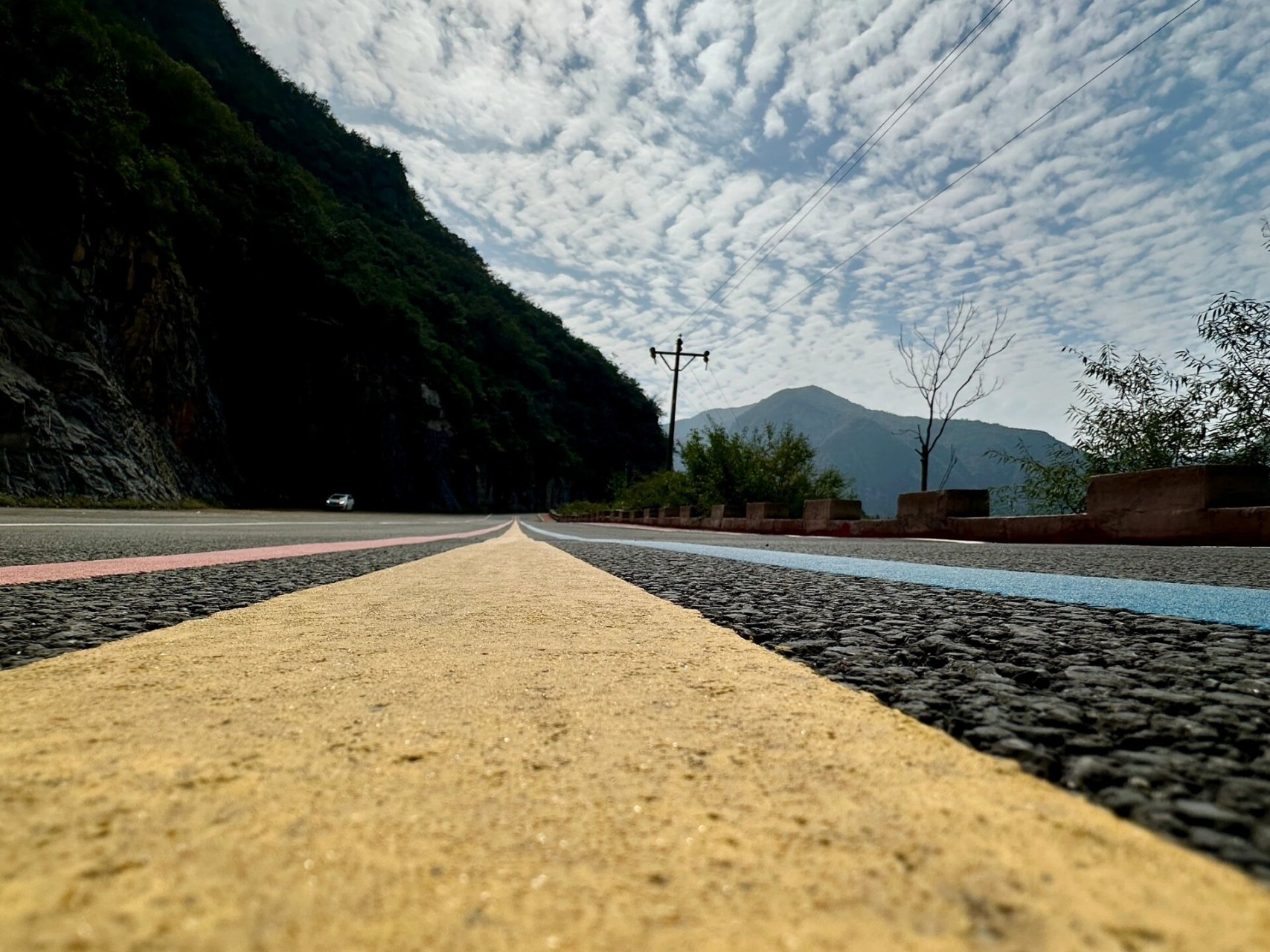 巩义青龙山路图片