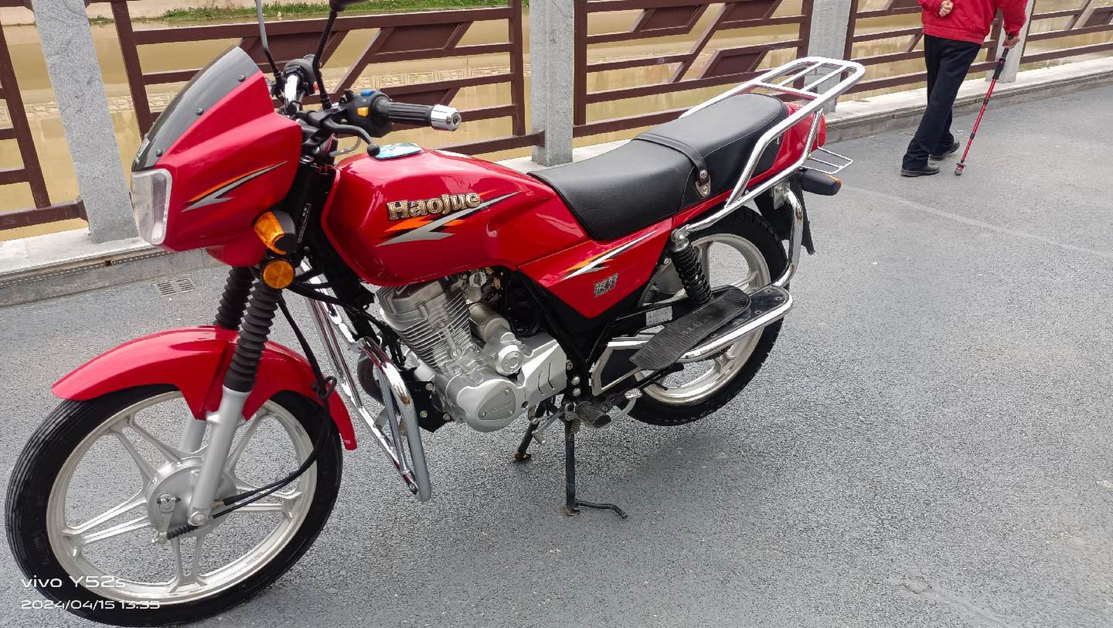 精品国三豪爵银豹看上联系二手摩托车