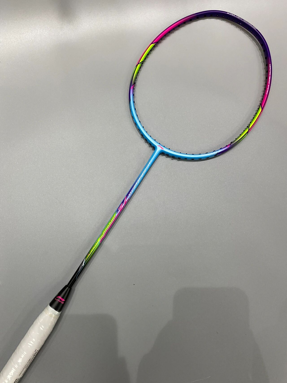 每日球拍推荐之95李宁ws7295 95李宁风暴72,平抽挡中的表现非常