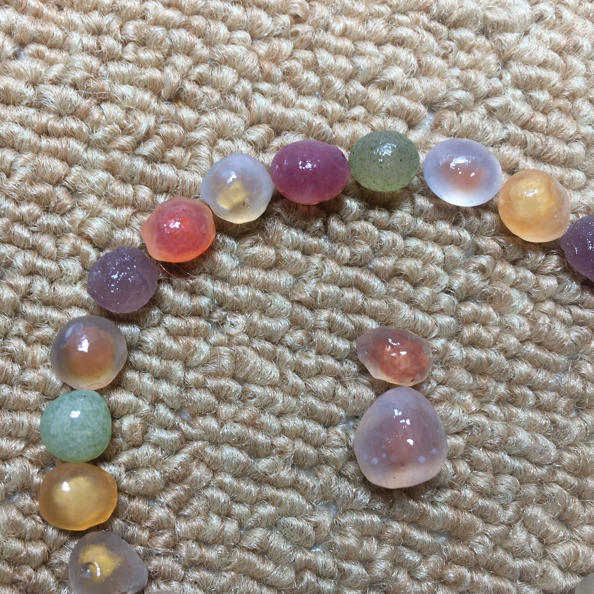 内蒙古阿拉善戈壁玛瑙 精品彩糖心手串