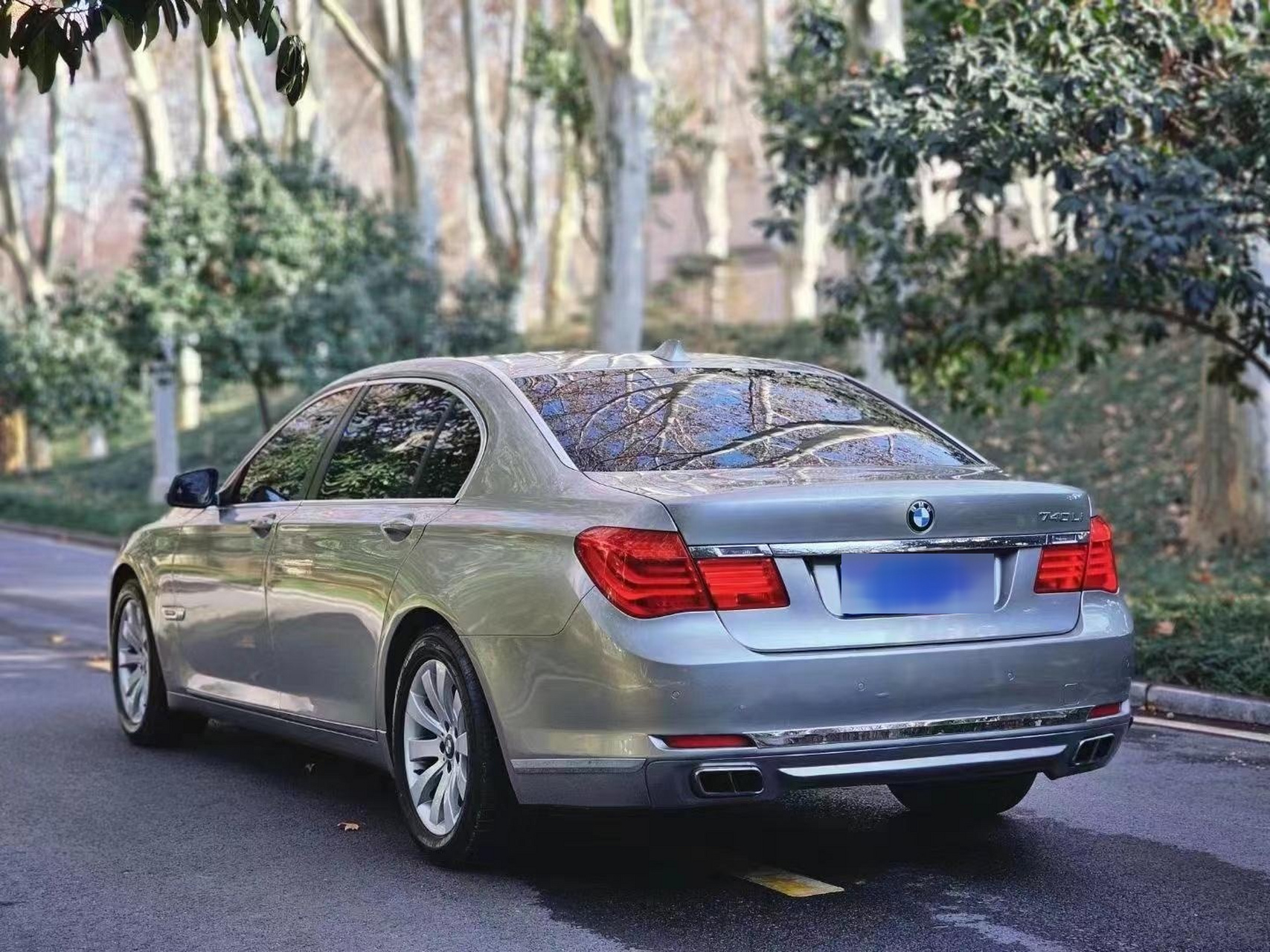 宝马730li