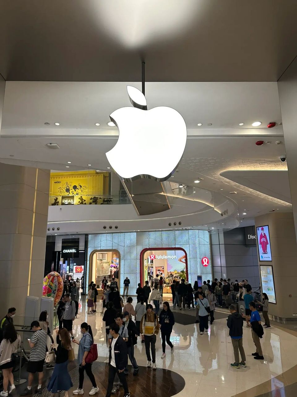 打卡香港apple store铜锣湾