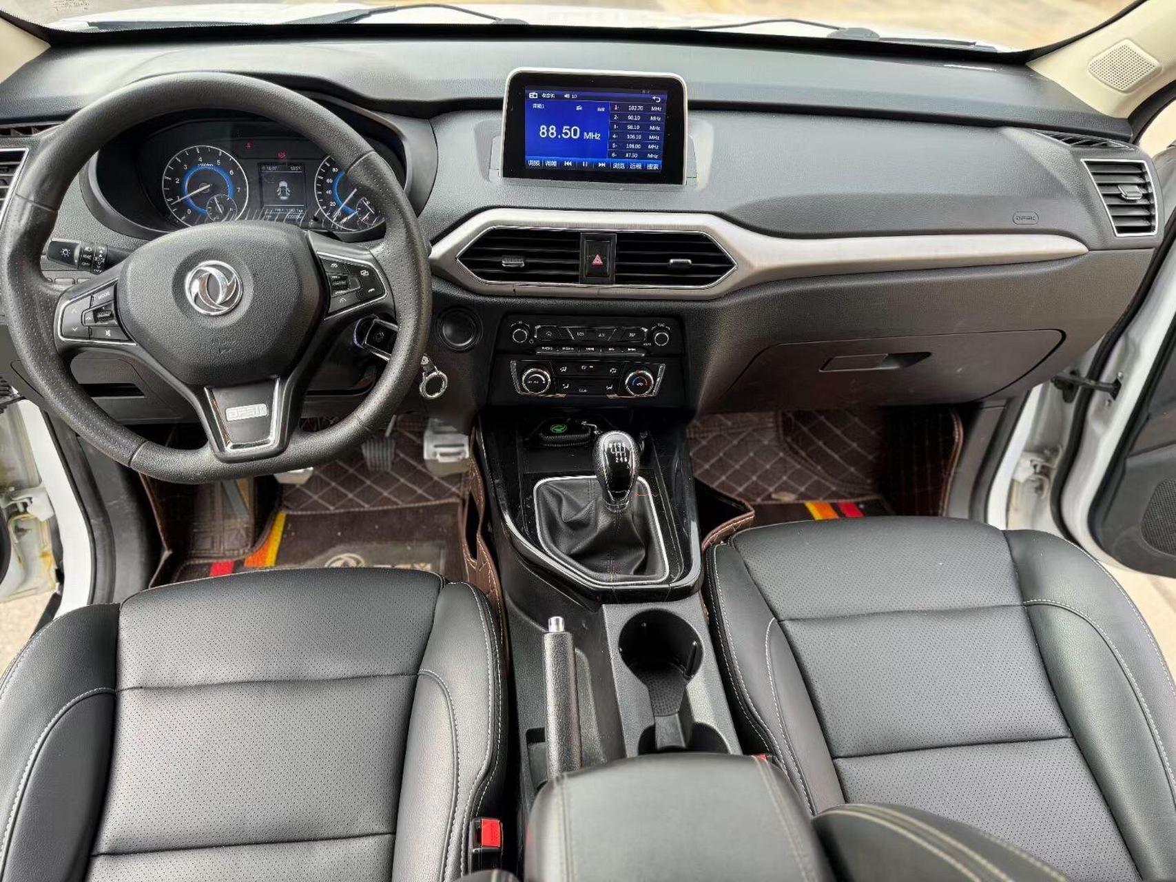 2018年上牌的东风风光560,1.5t发动机大7座手动挡,一手精品车