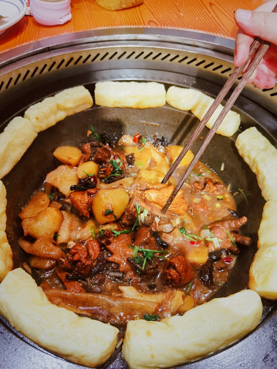 香喷喷来一锅汤汁都不剩的小锅烀饼 这家铁锅炖真的是我种草91无数