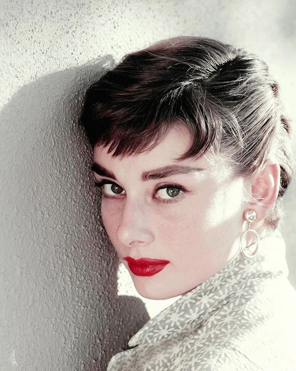 人间天使┃奥黛丽赫本头像&语录15 《纽约客》里表示"赫本小姐才华