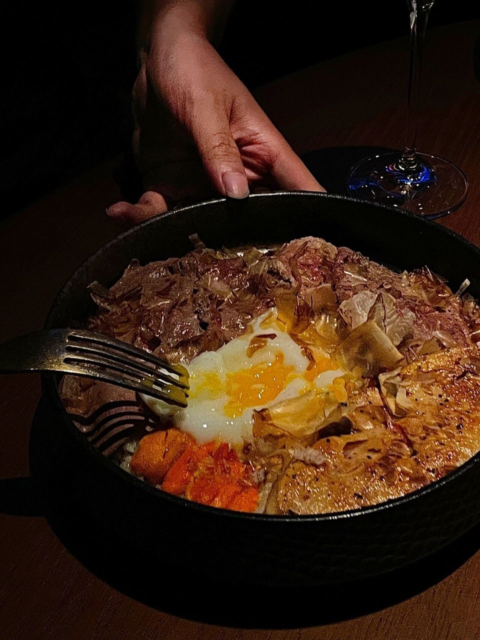 能让我回头三次的小酒馆不多,这家算一家～除了美轮美奂的环境,菜品和