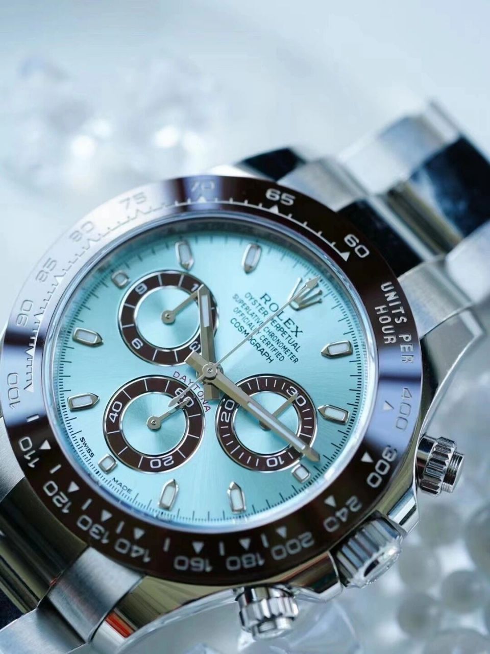 劳力士迪通拿116506冰蓝迪 品牌:劳力士 	 型号:迪通拿116506 成色