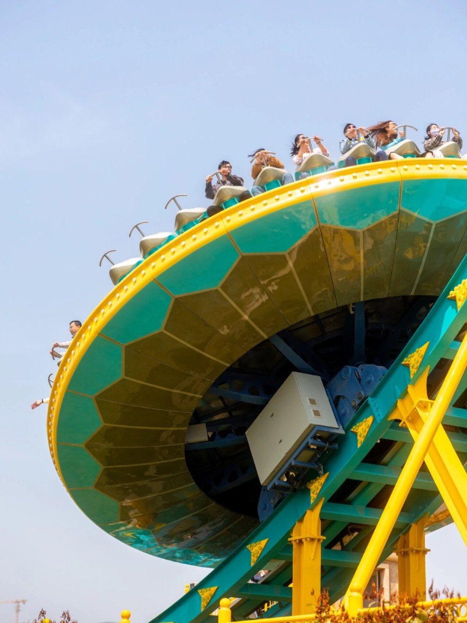 西安新开超大的主题乐园90好多过山车好刺激 丝路欢乐世界体验日第