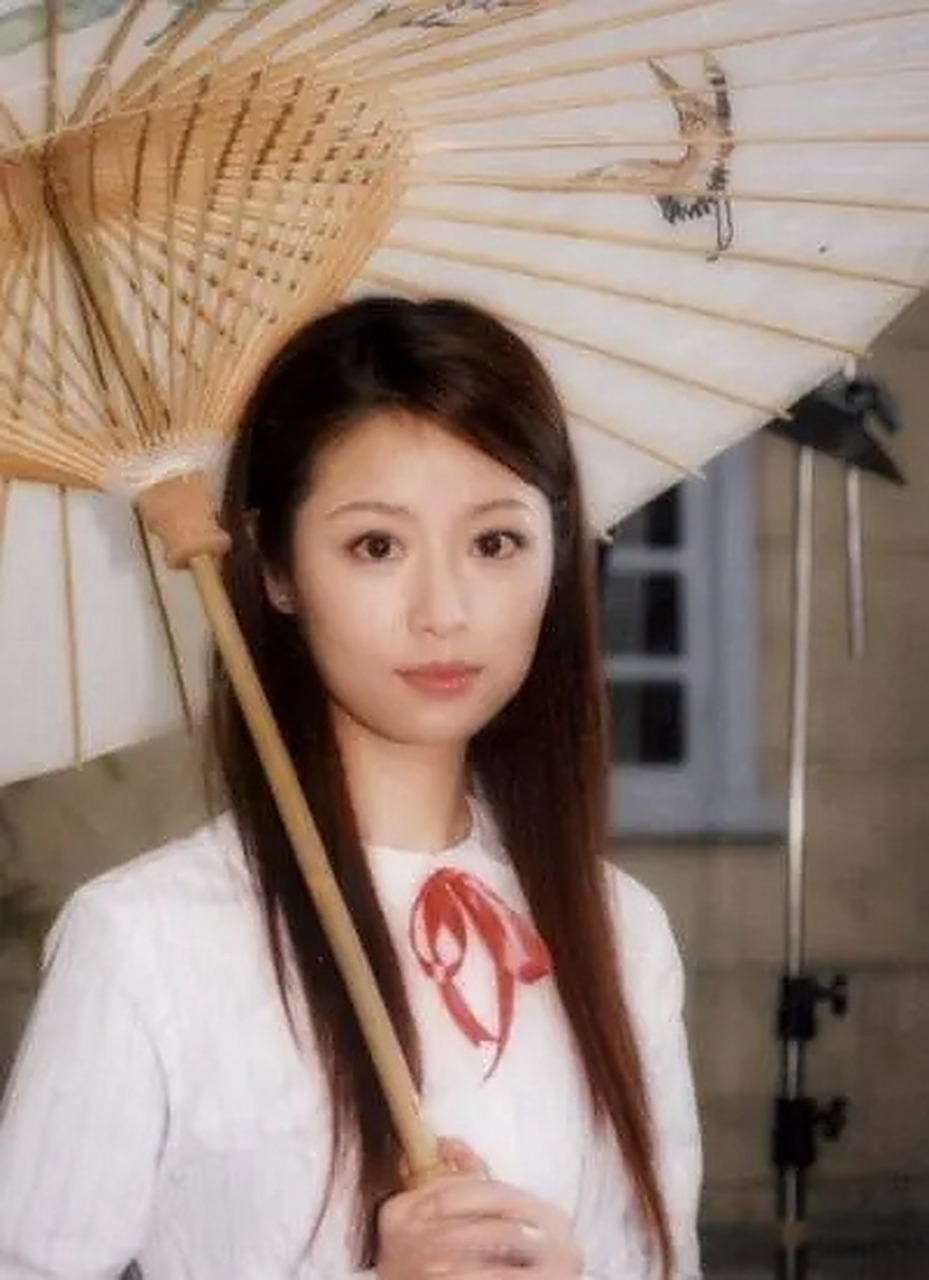 情深深雨濛濛里林心如演的如萍到底是女二,还是和依萍一样是双女主?