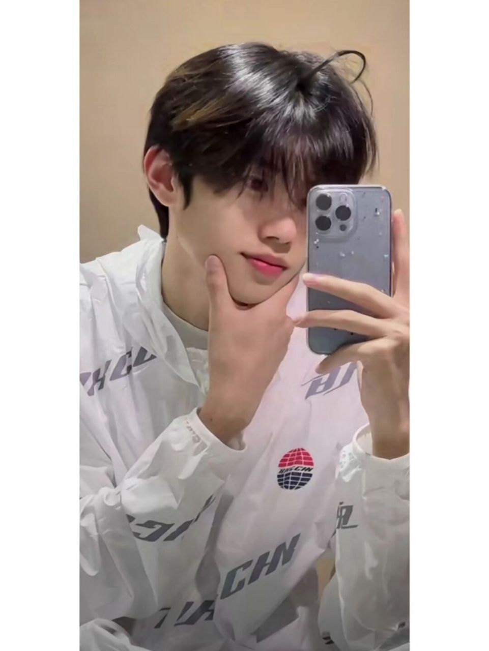 帅哥高清背景图全屏 呀呀呀,帅哥背景图来啦