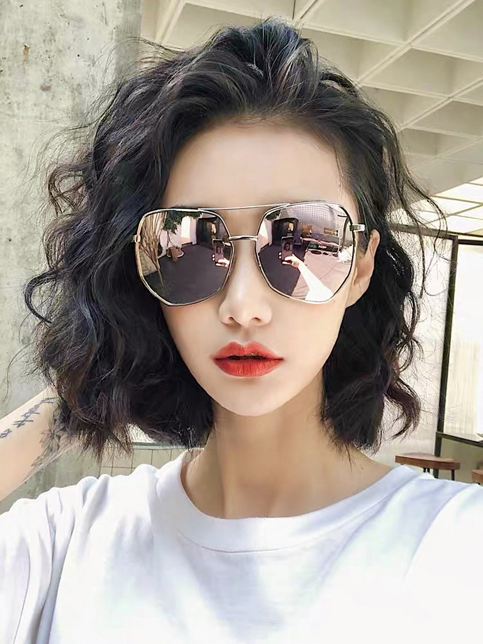 复古港风法式卷发～短发女生这样烫超气质!