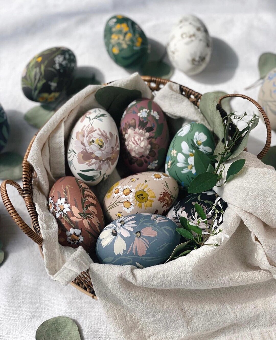 复活节彩蛋手绘.