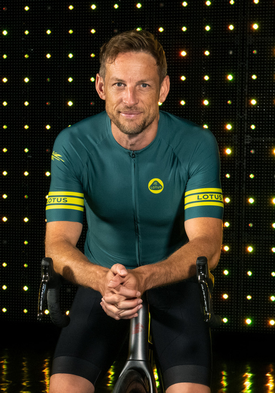 f1冠军开什么车# 2009年,英国车手简森·巴顿用出人意料的方式赢礷11