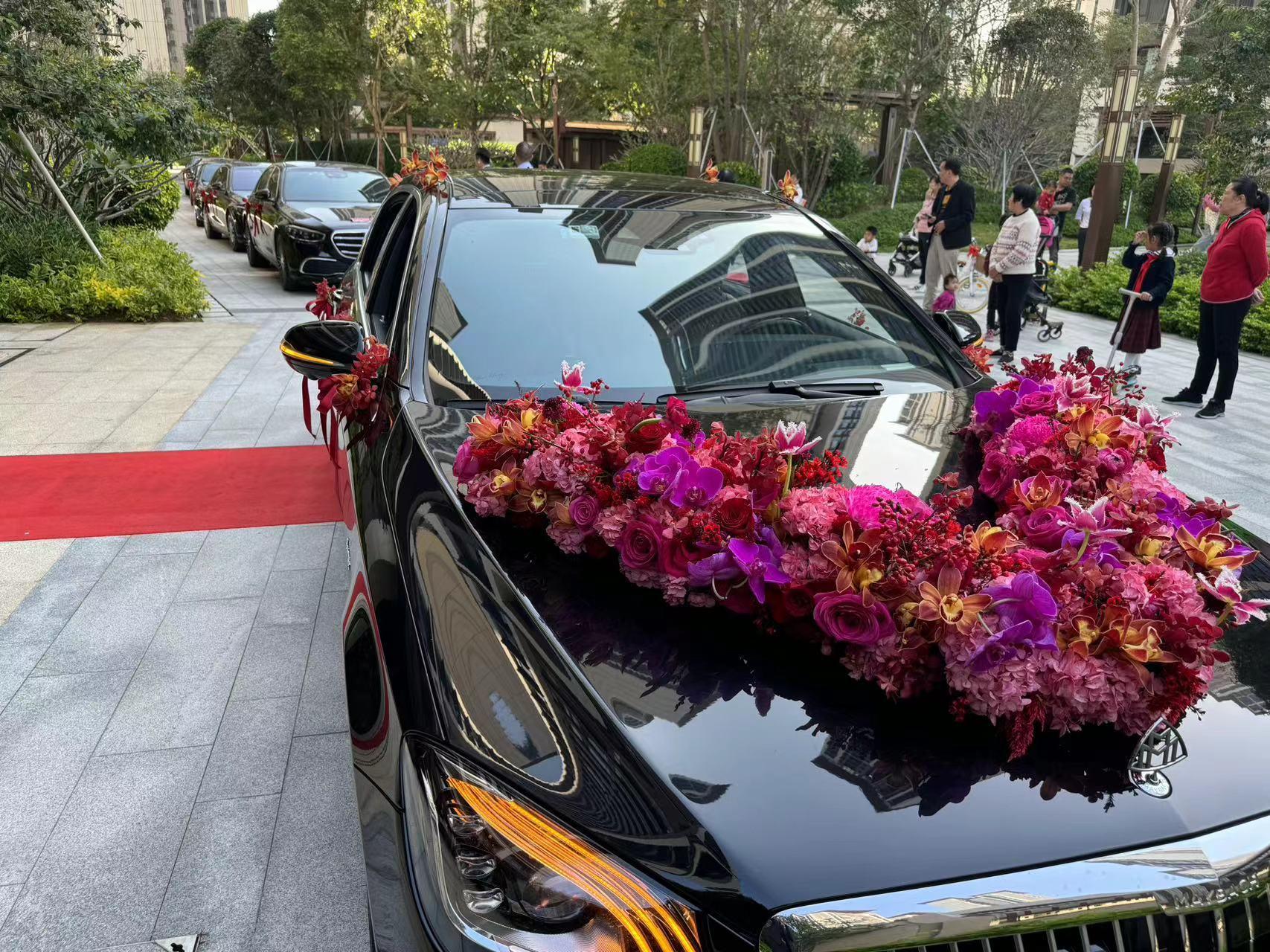 迈巴赫主婚车 新款奔驰s接亲婚车车队.