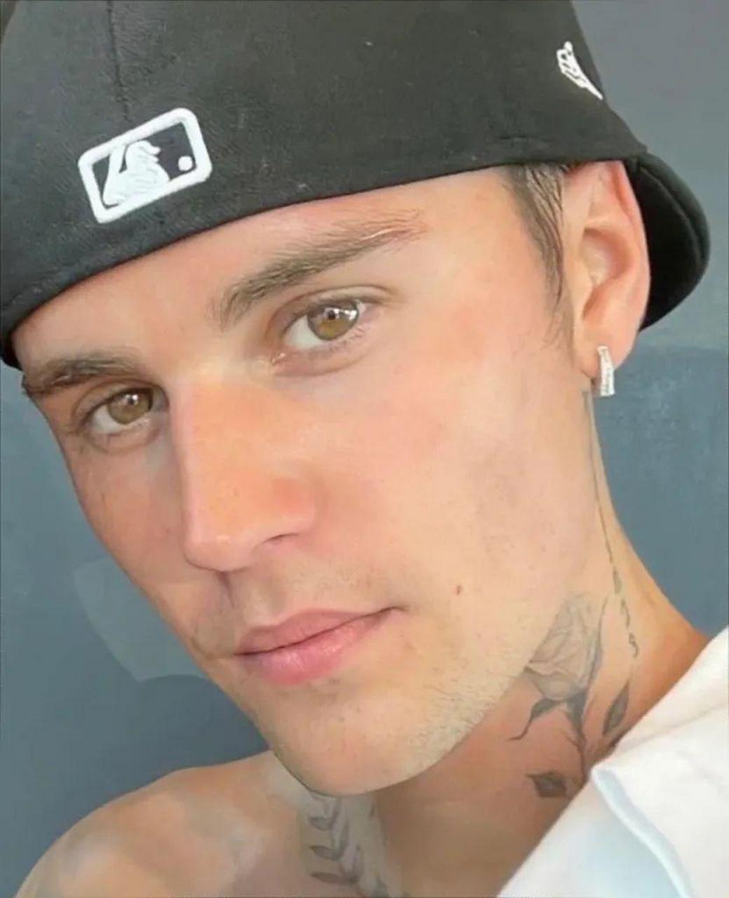 最近,加拿大流行王子 justin bieber(贾斯汀·比伯)和粉丝的最新合影