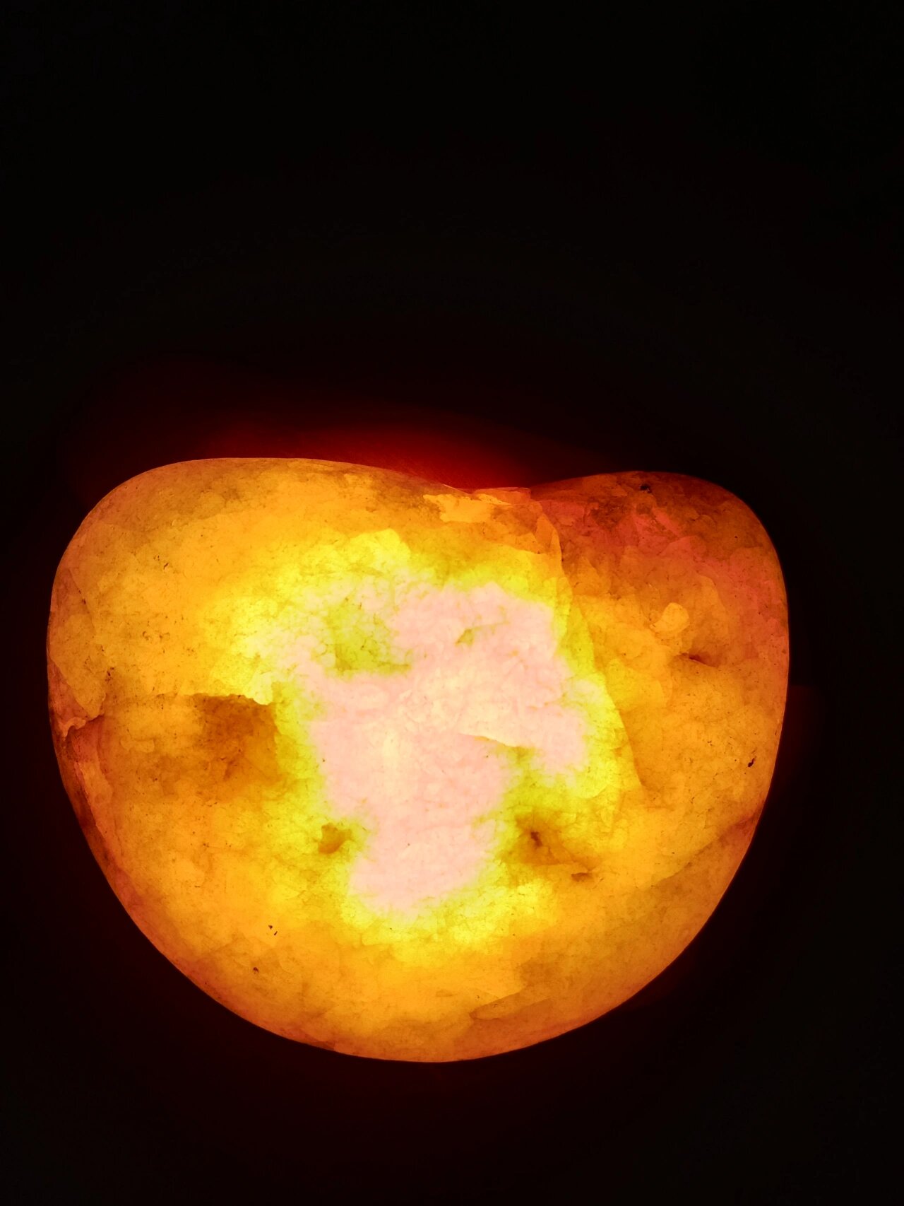 透光的石头,是什么品种 打光拍的,都挺透的