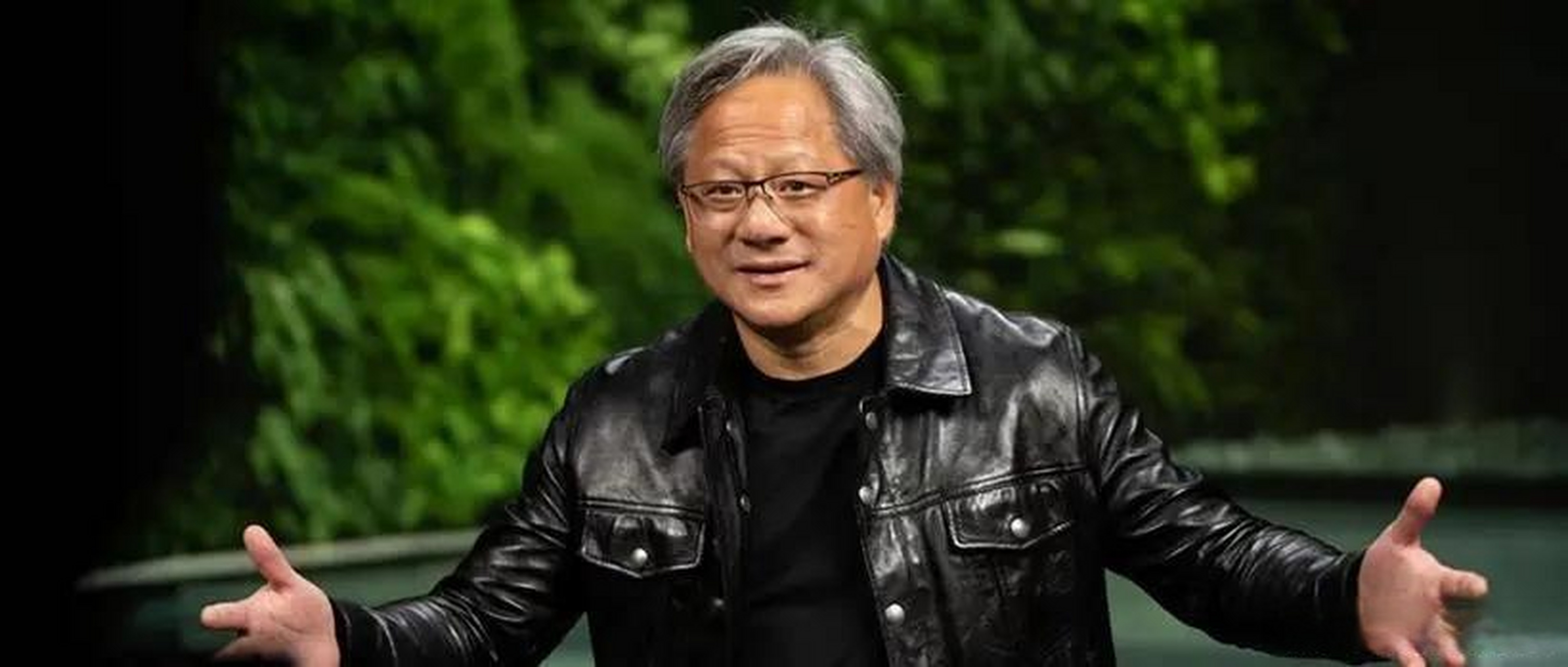 黄仁勋:芯片寒冬?不存在!我家订单多得排到明年,工厂忙都忙不过来!