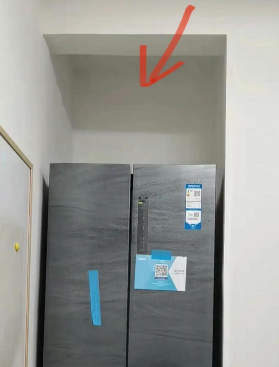 想看看大家冰箱上面的空间怎么利用的!