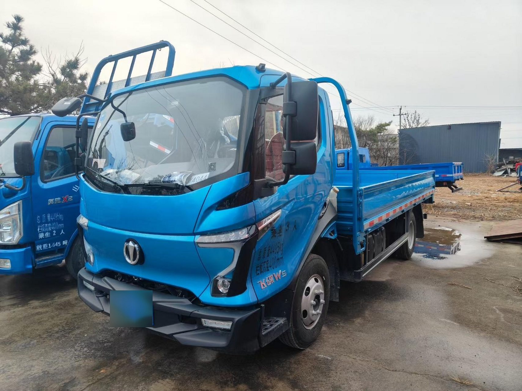 高端轻卡,奥驰飞碟w5,全新包牌包税!刚刚挂好牌,4.2米722.