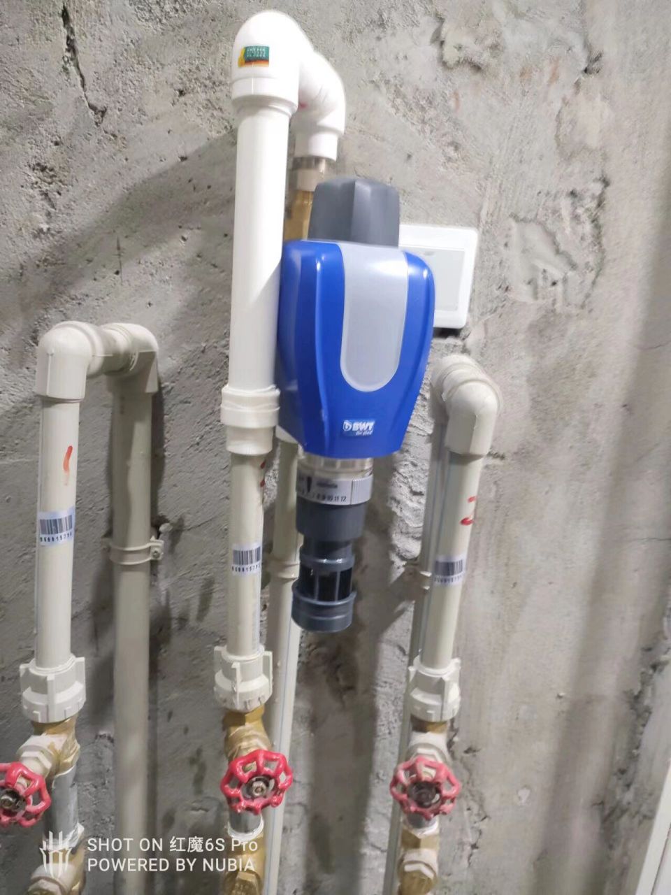 bwt倍世全屋软水 客户配置:前置过滤器 中央软水机 厨下ro纯水机