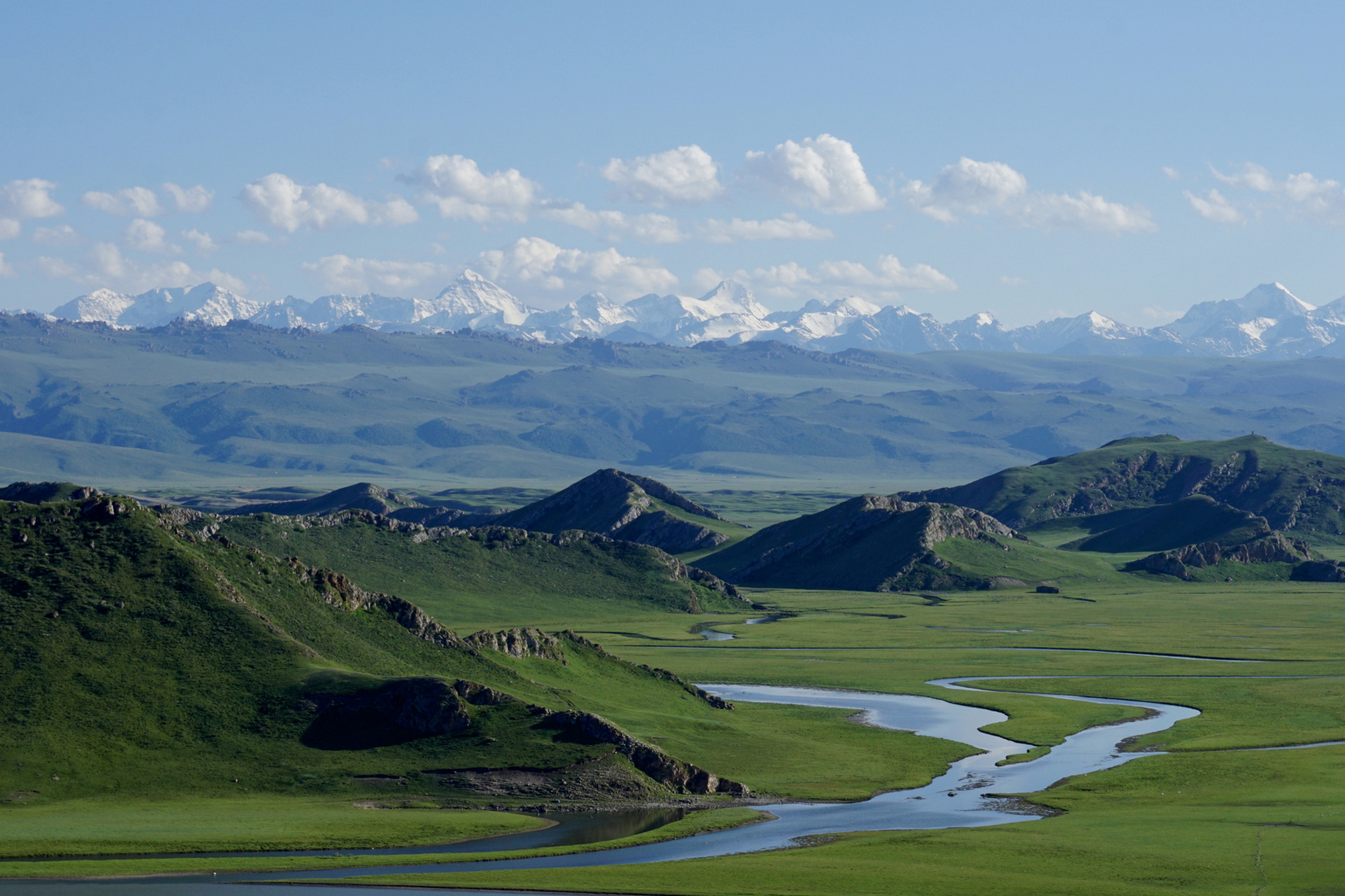 我本来对单一的草原景观不太感兴趣,所以两个草原安排在了一天,想说就