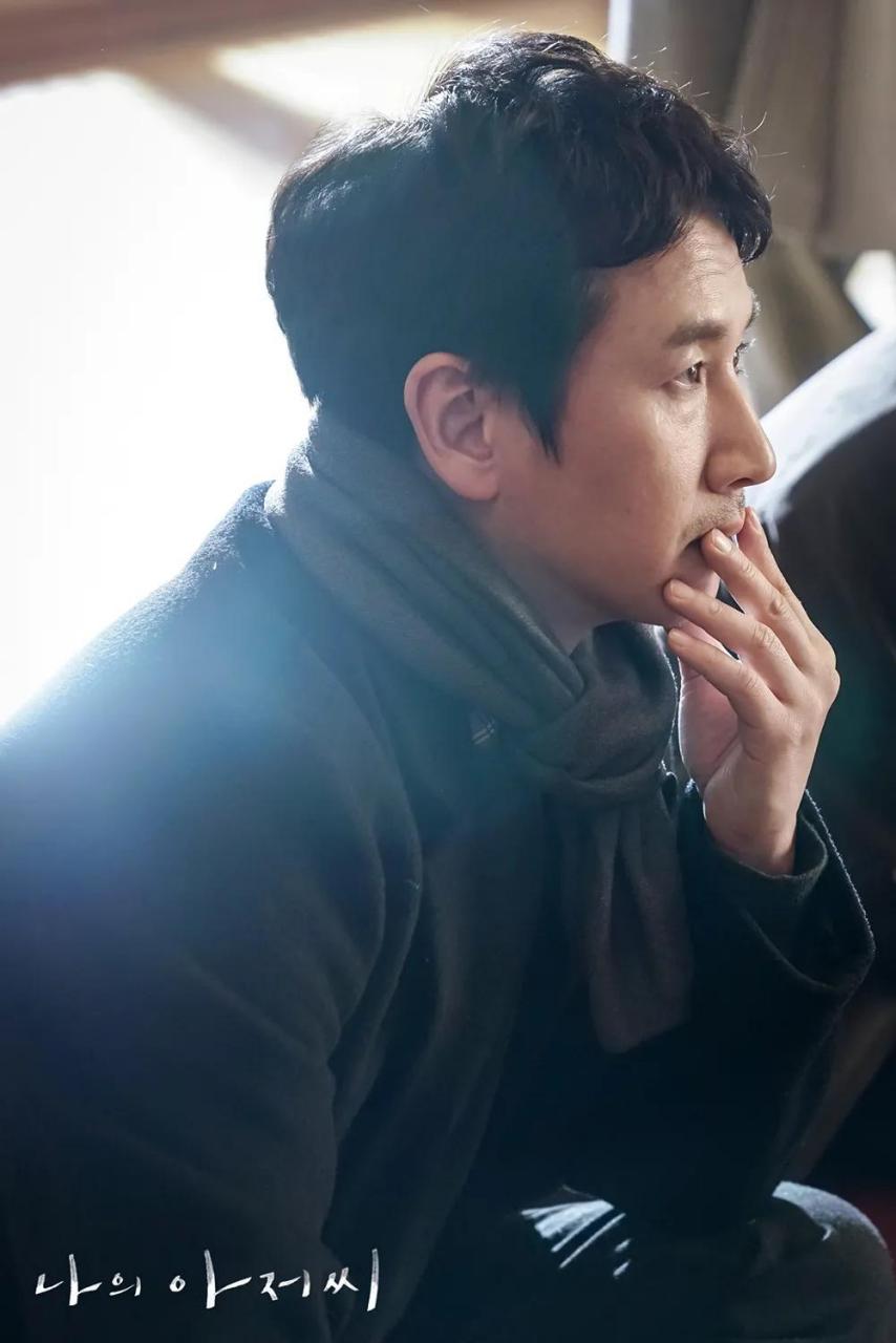 娱乐圈中最有辨识度的声音 韩国男演员李善均 声音也很特殊 非常有