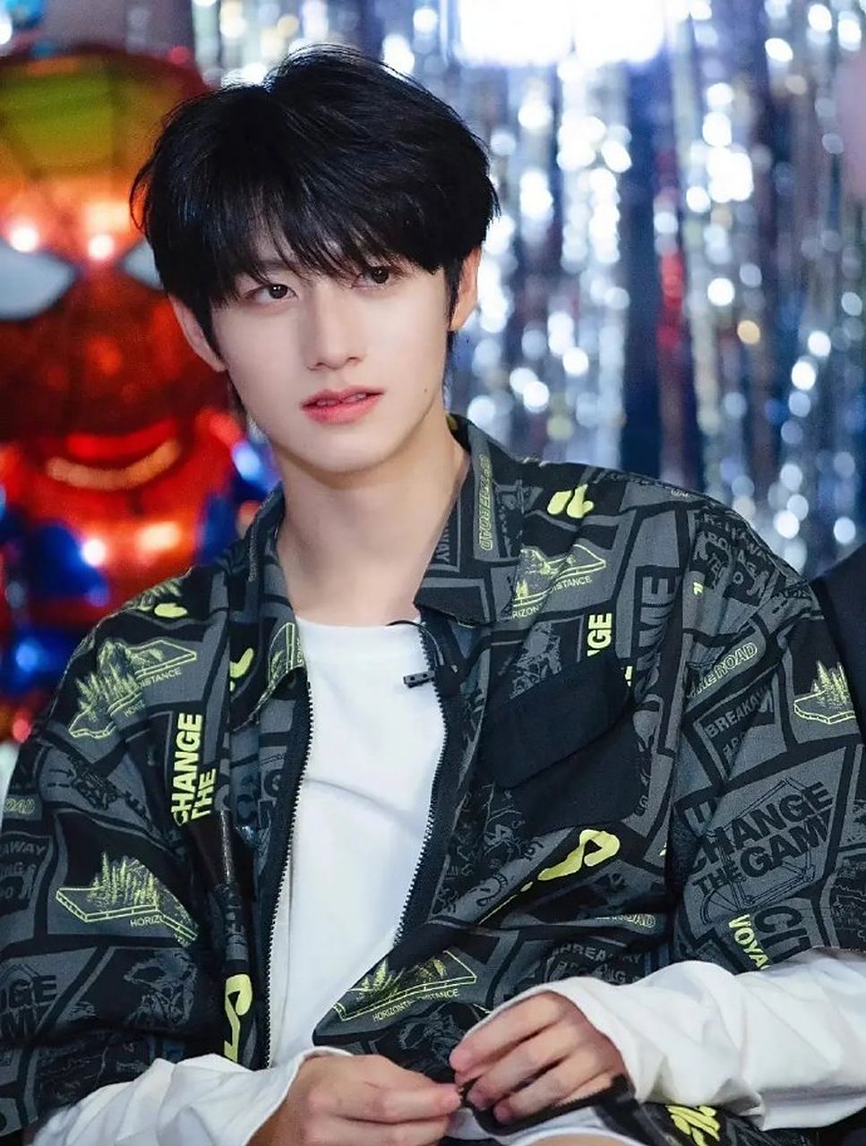 时代峰峻三代是不是只有朱志鑫才能拿得出手了