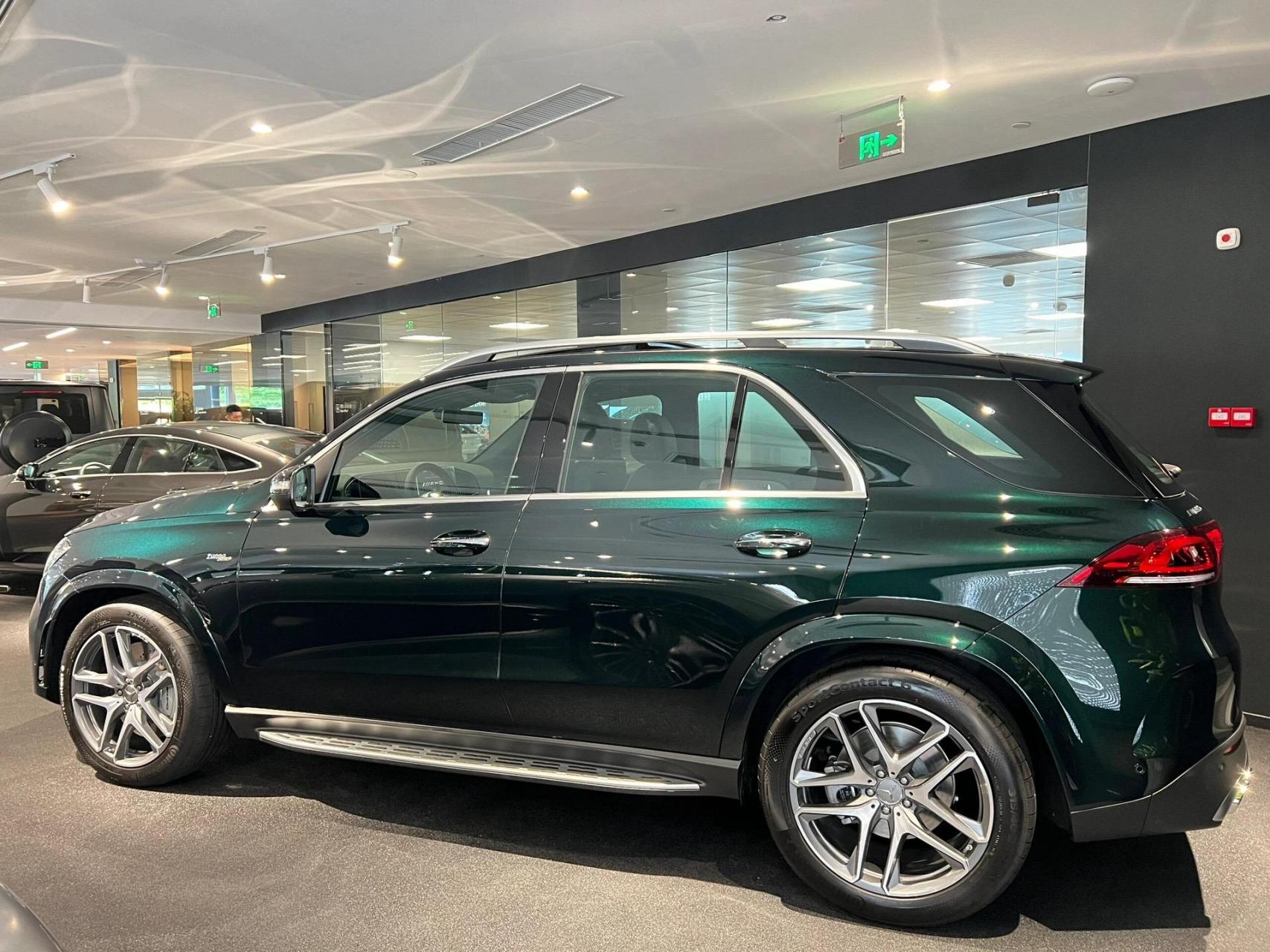 奔驰gle53 amg891518万9297 祖母绿/黑 现车 7737500纳帕