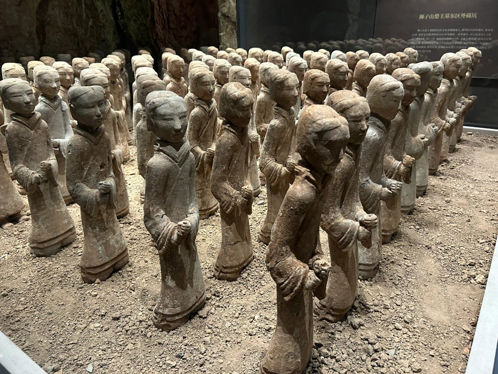 汉陶俑@徐州博物馆 徐州博物馆里的汉代陶俑绝对是它的亮点.