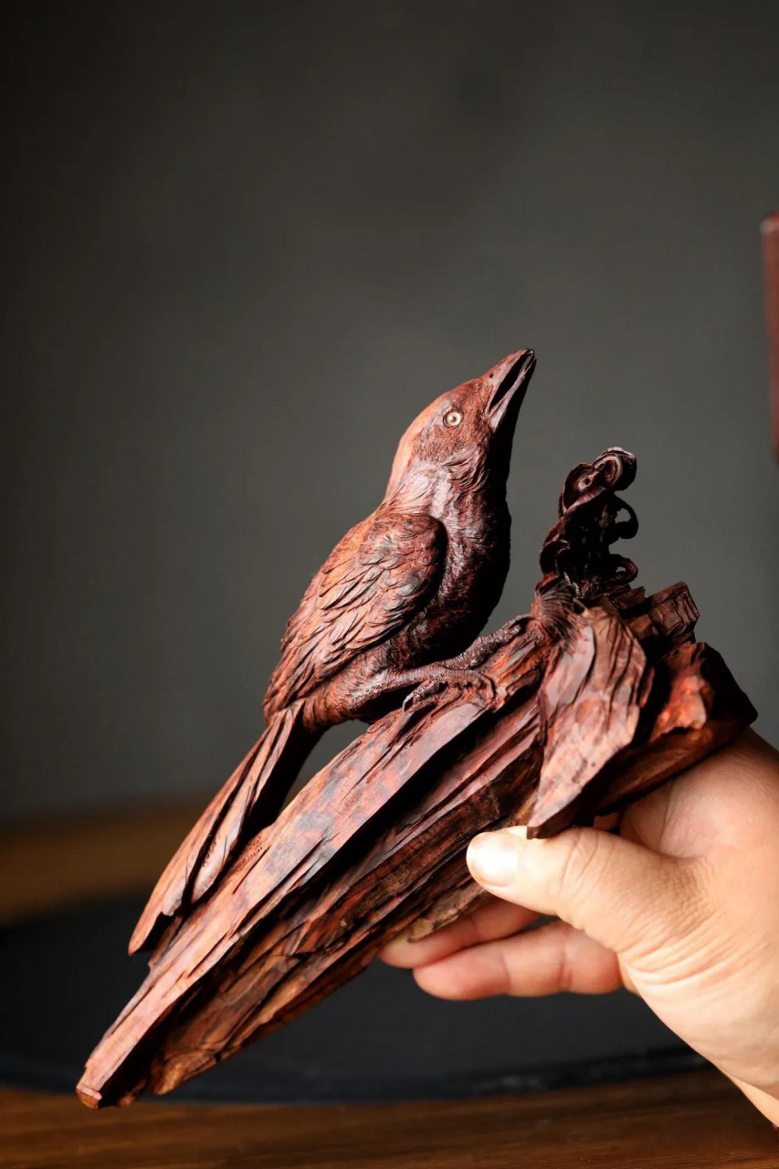 鸟石图,黄花梨木雕摆件