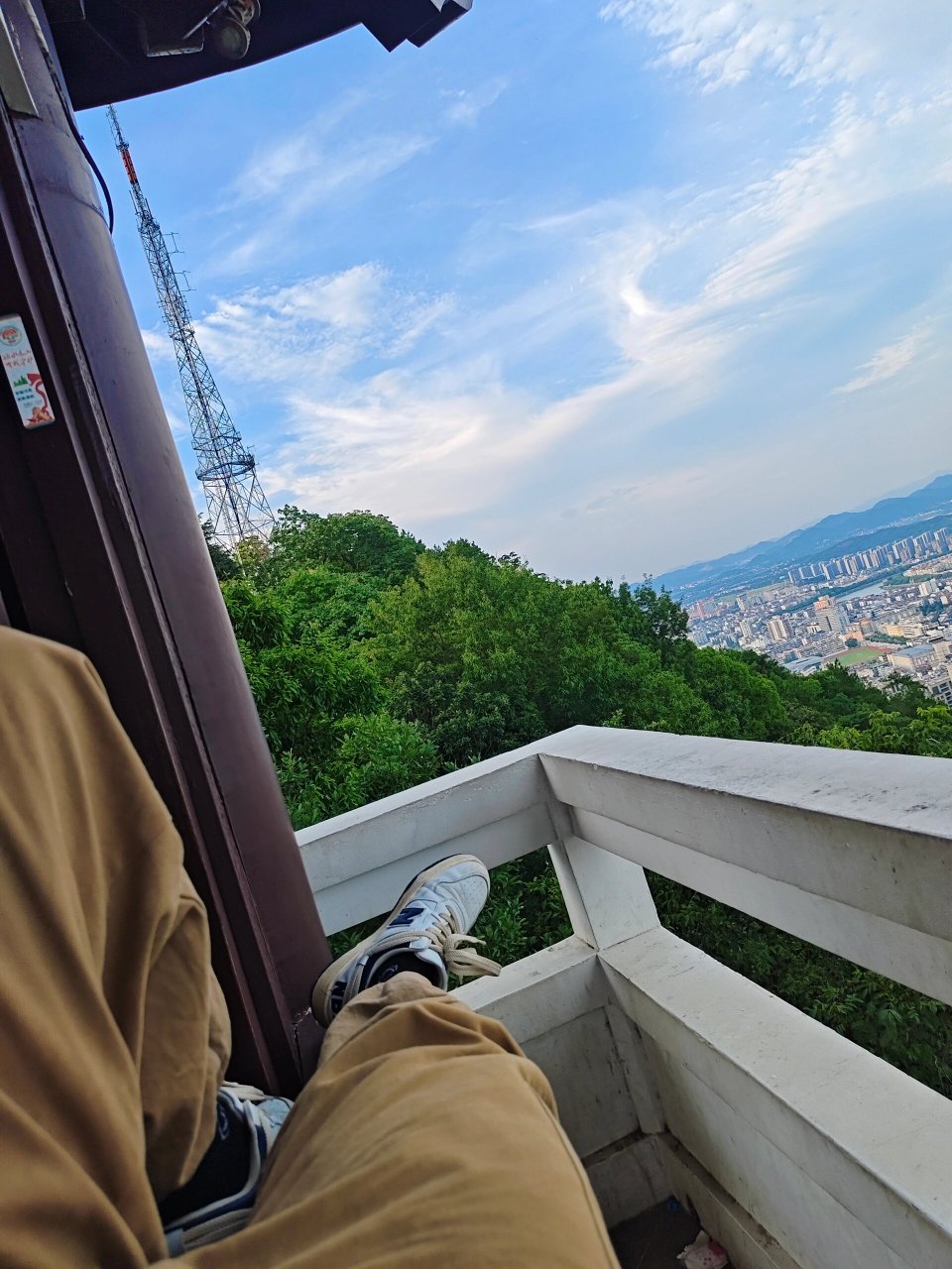 诸暨 老鹰山 拿下 外面36度 山里面一点都不热很凉爽 开心