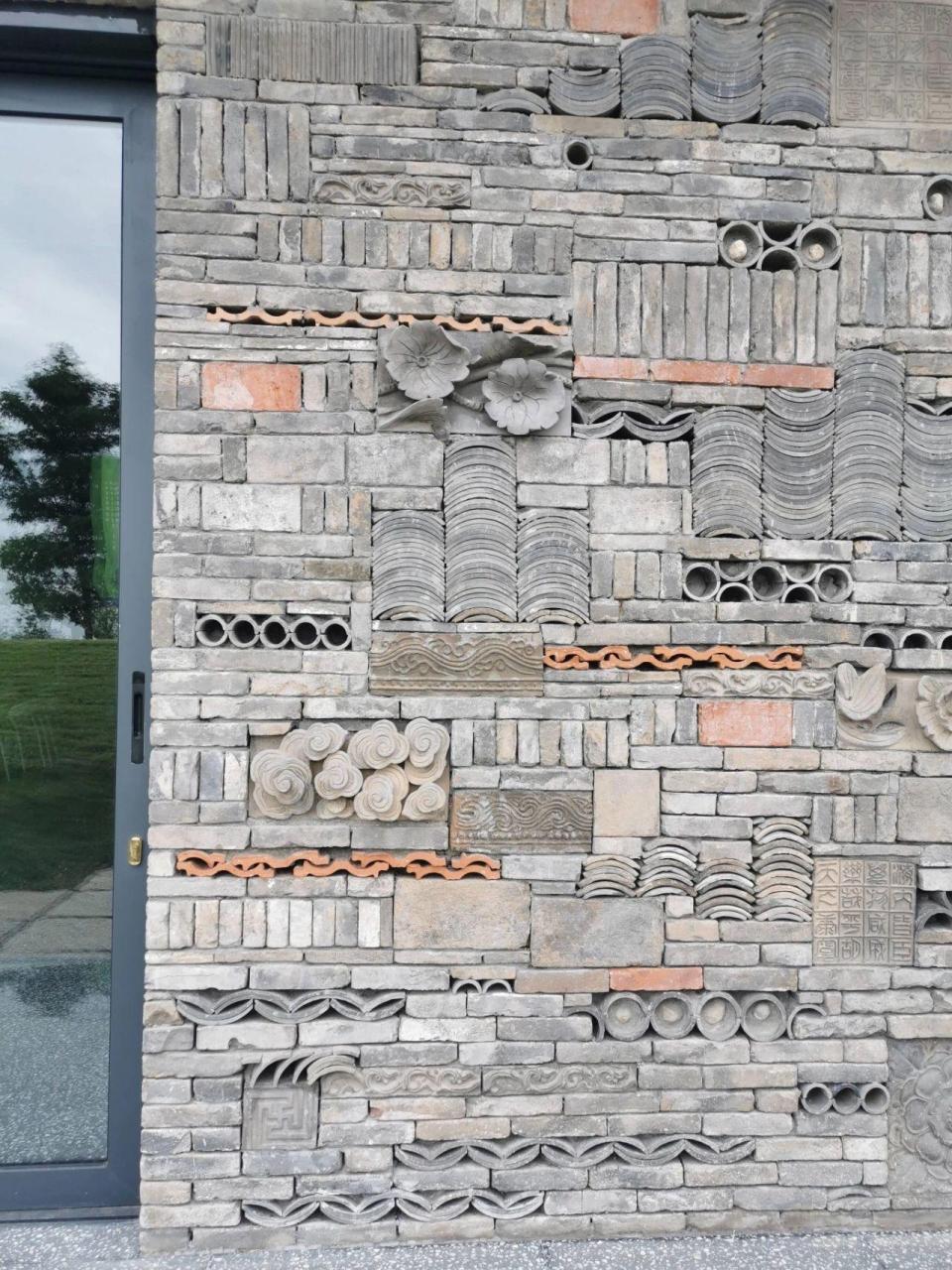 图文伙伴计划 设计师收集废弃砖瓦,利用瓦片来造景传统文化 造景 不起