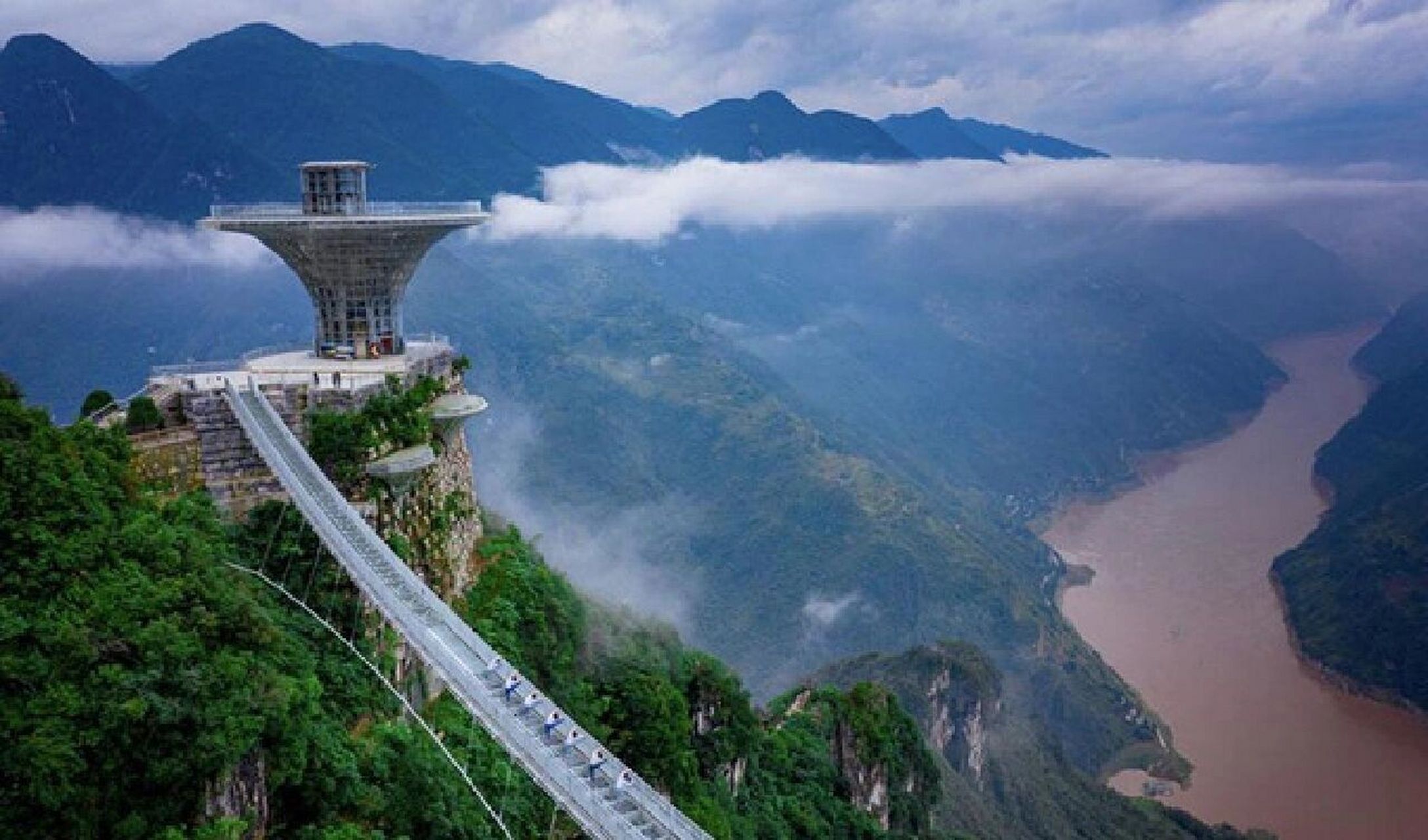 湖北避暑小镇野三关旅游攻略之景点篇 要到夏天啦,天气热起来了,快来