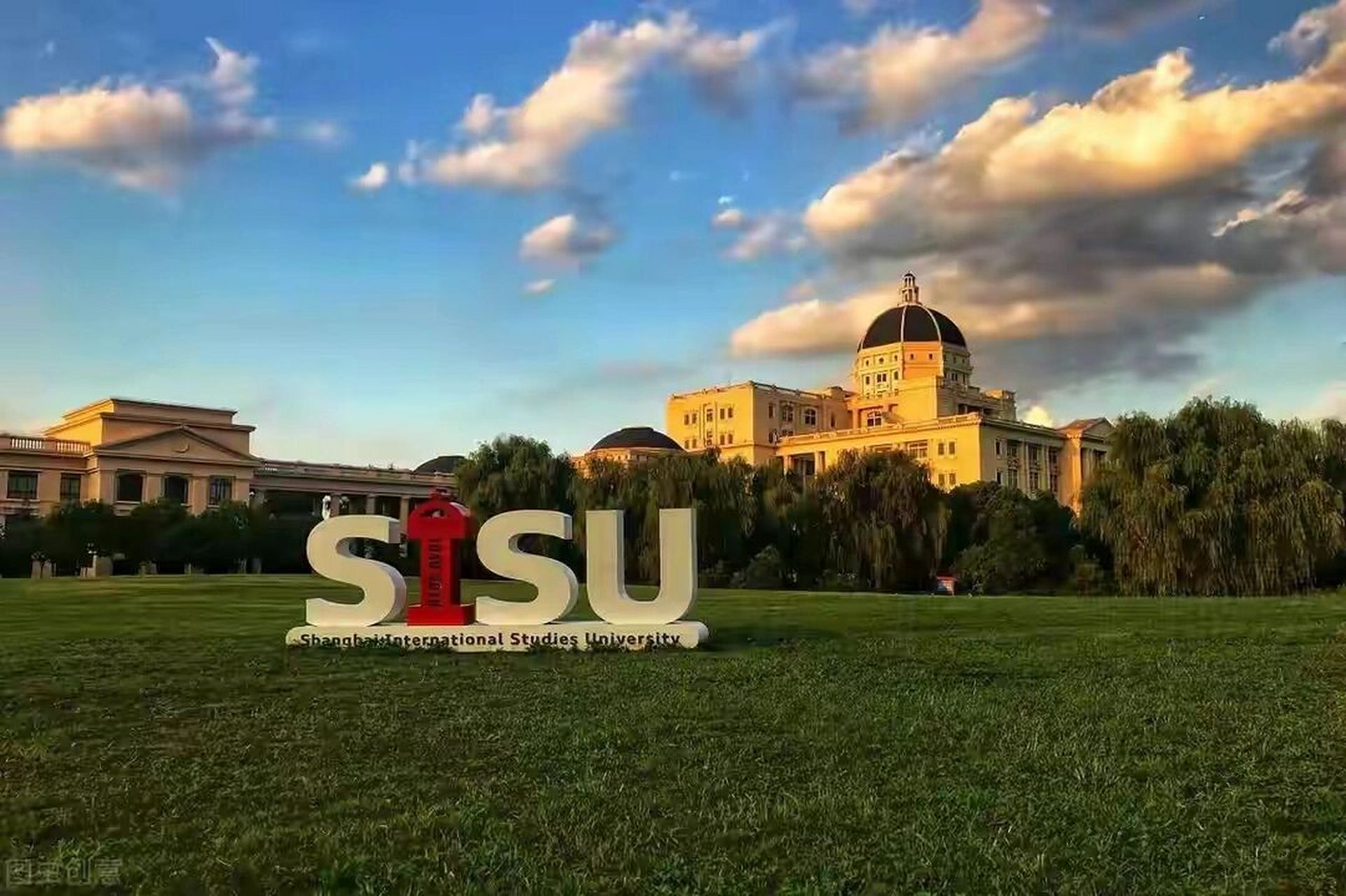 北京外国语大学(简称北外)与上海外国语大学(简称上外)是中国外国