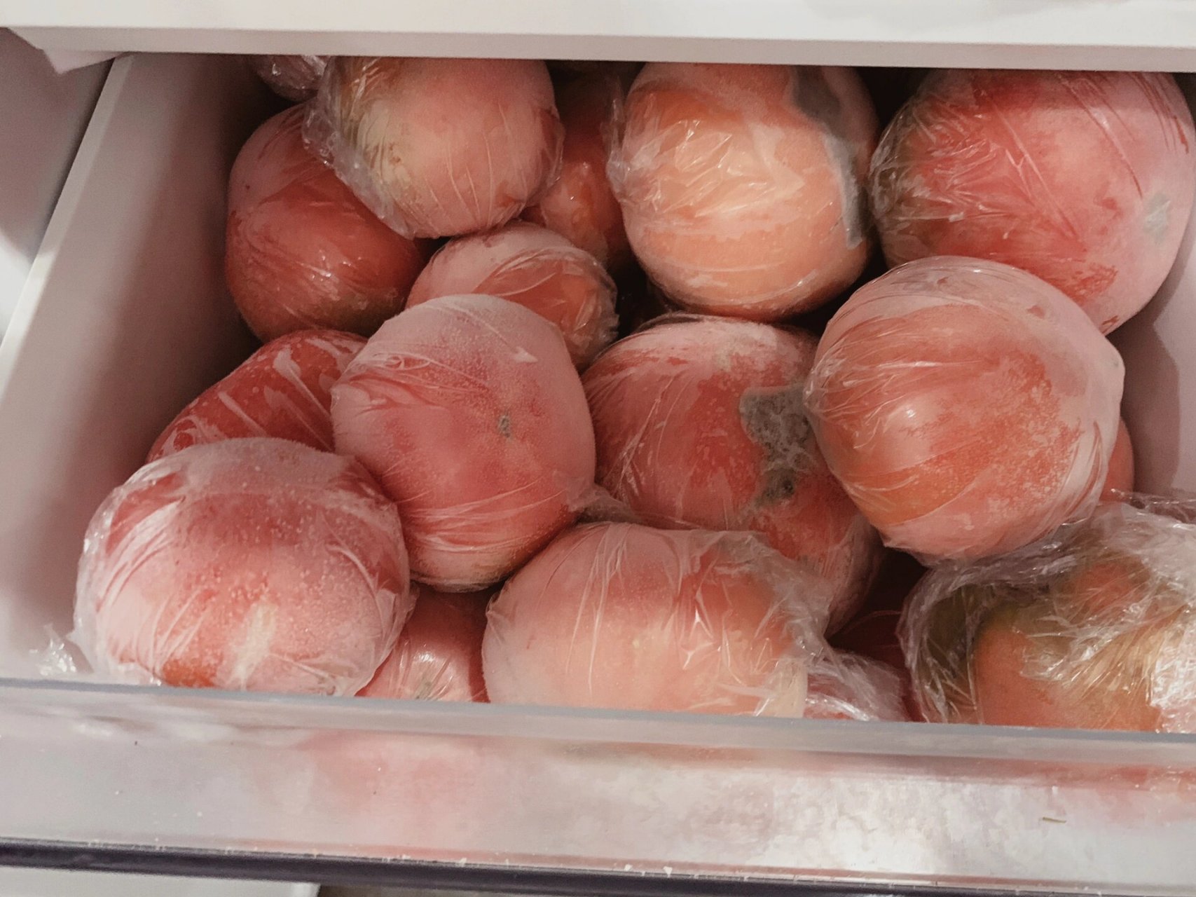 冷冻西红柿97 西红柿存储及注意事项 自己冻西红柿前也是担心不好吃