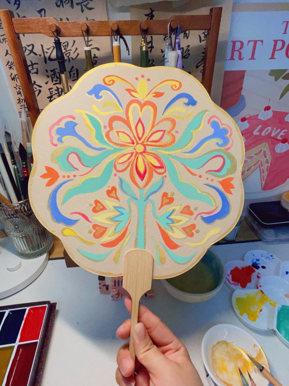 每日一画画 | 原创手绘 | 古风纹样扇子 纹样是原创的哦～在尝试多种