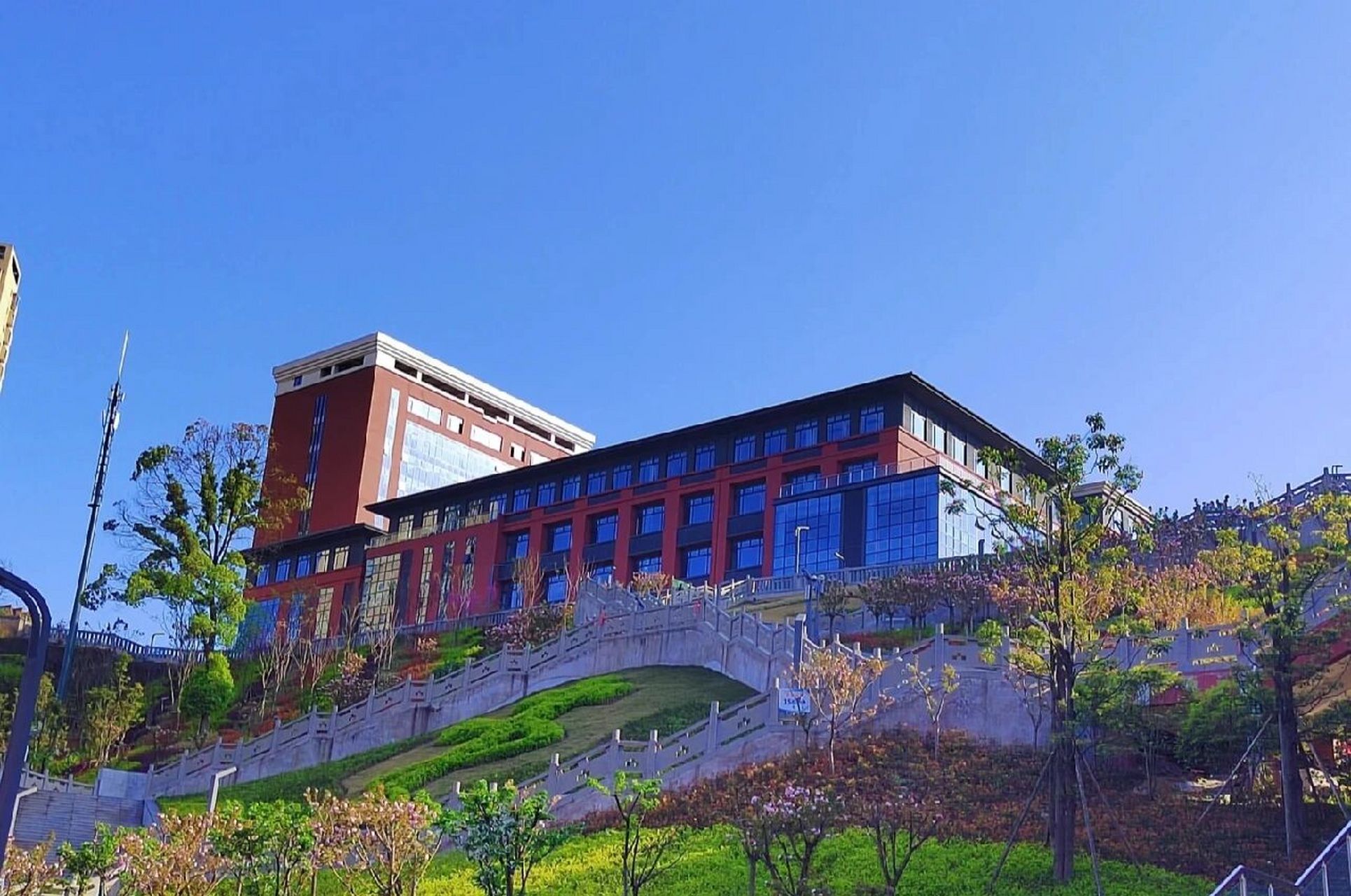 重庆三峡医药高等专科学校最全新生策略 一:开学需要:1:录取通知书2