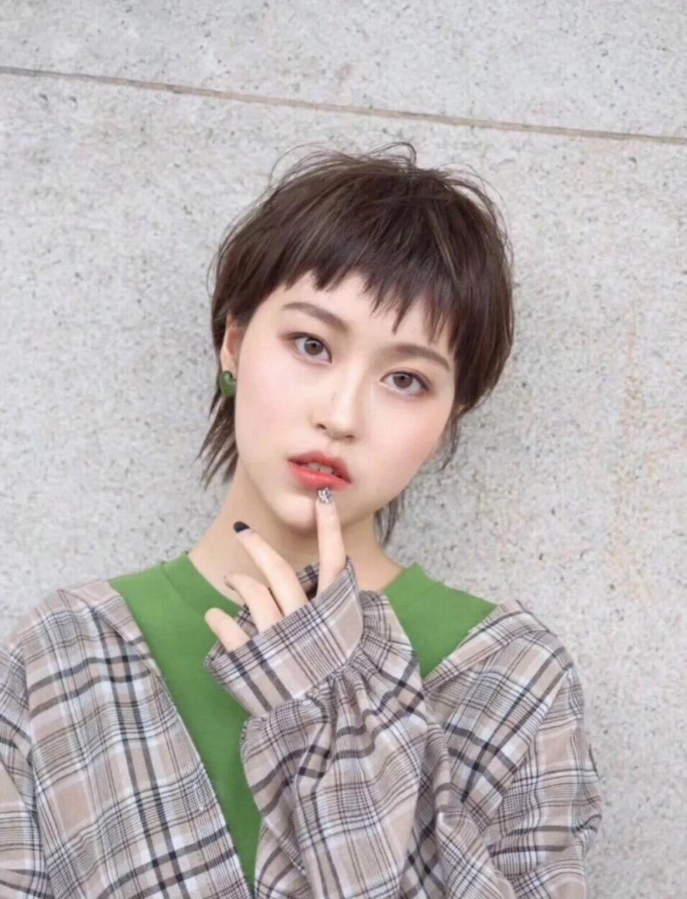 吴彦祖同款狼尾发型 时尚是一个轮回,狼尾发型真的太火97啦~ 非常