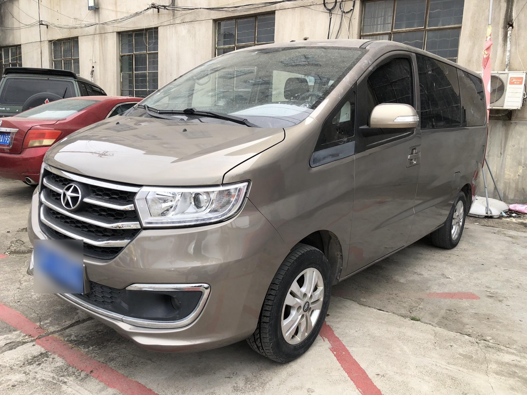 17年江淮瑞风m3  7座mpv.