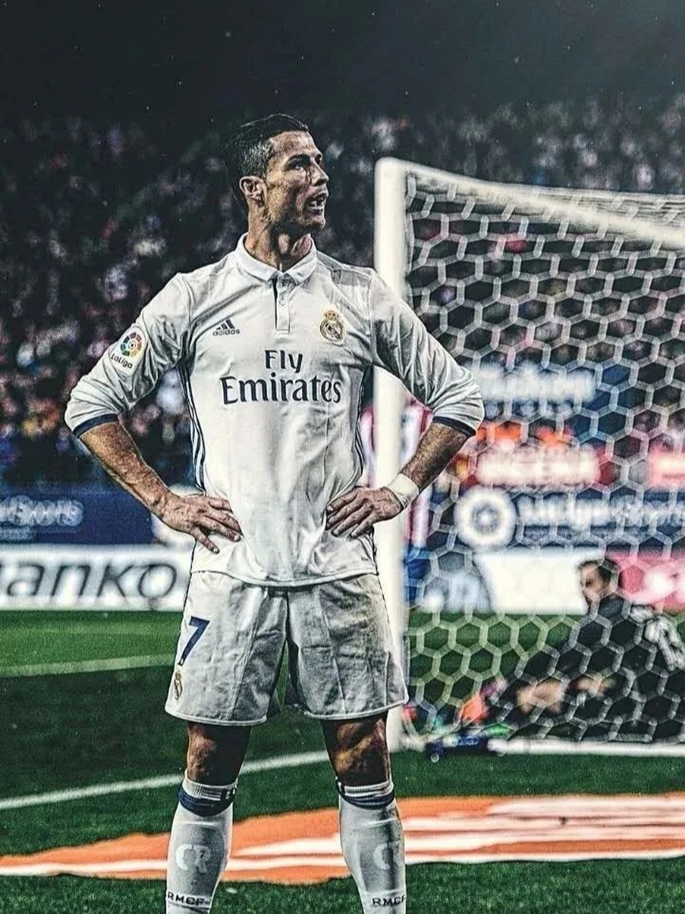 c罗高清壁纸 每一张都可以用做头像,太帅了