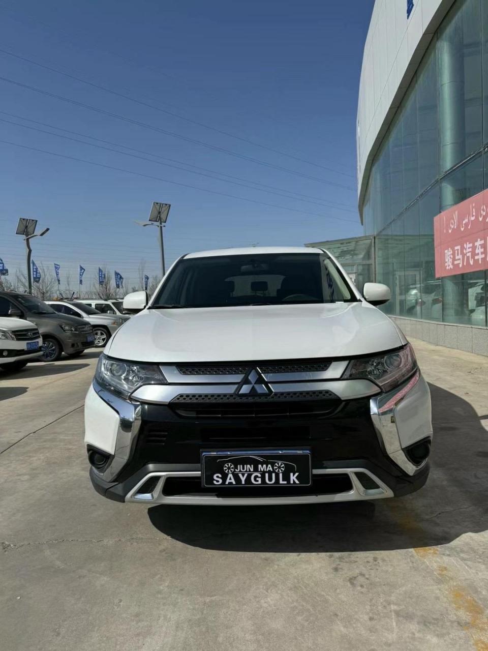 最新到店98 2021年极品三菱欧蓝德,2.