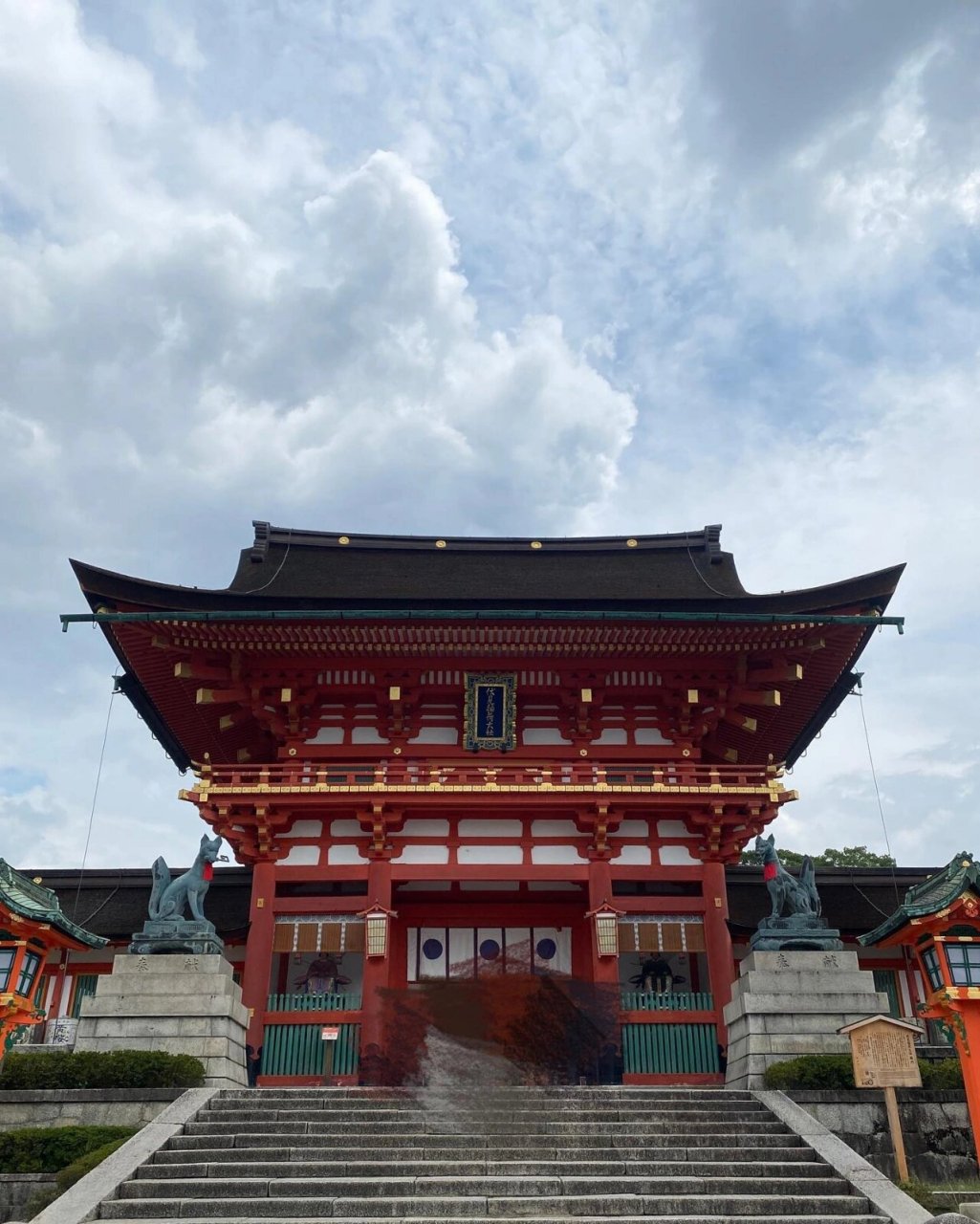 伏见稻荷神社 京都 日本🇯🇵 图自: ins : hrs0925 	 伏见稻荷大