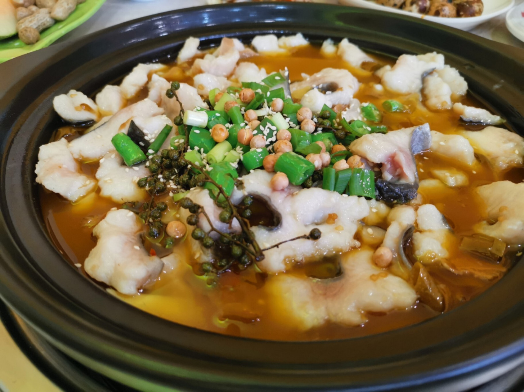 探店|六小六鲜汤豆花鱼 吃了小鱼 我自己觉得踩雷了 不好吃08 点的