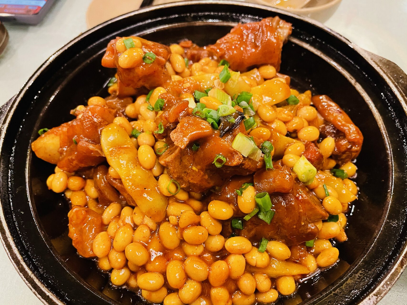 乌鲁木齐探店 | 重庆酒家 顺萍食府 毛血旺 黄豆炖猪脚 蒜香排骨 口水