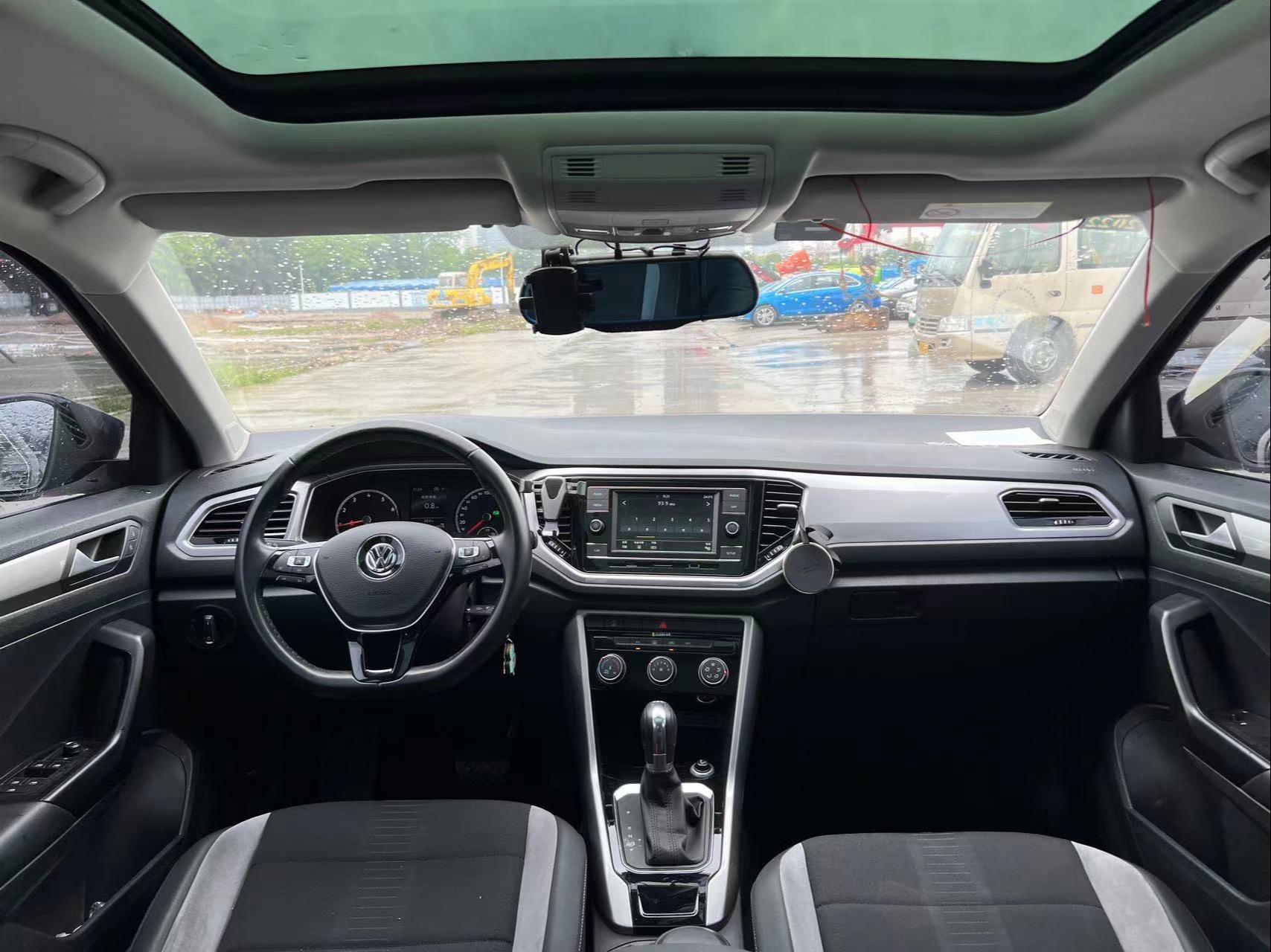 20年1月上牌大众探歌230tsi dsg两驱,一手实表7万公里,多电动座椅