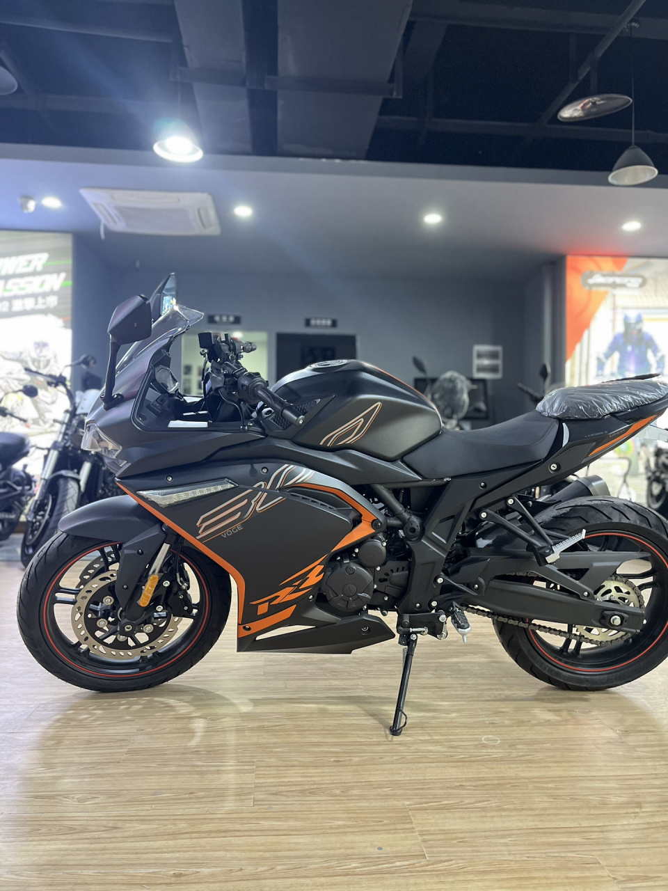 全新无极300rr 全新 无极300rr  21款 现在只要1.68