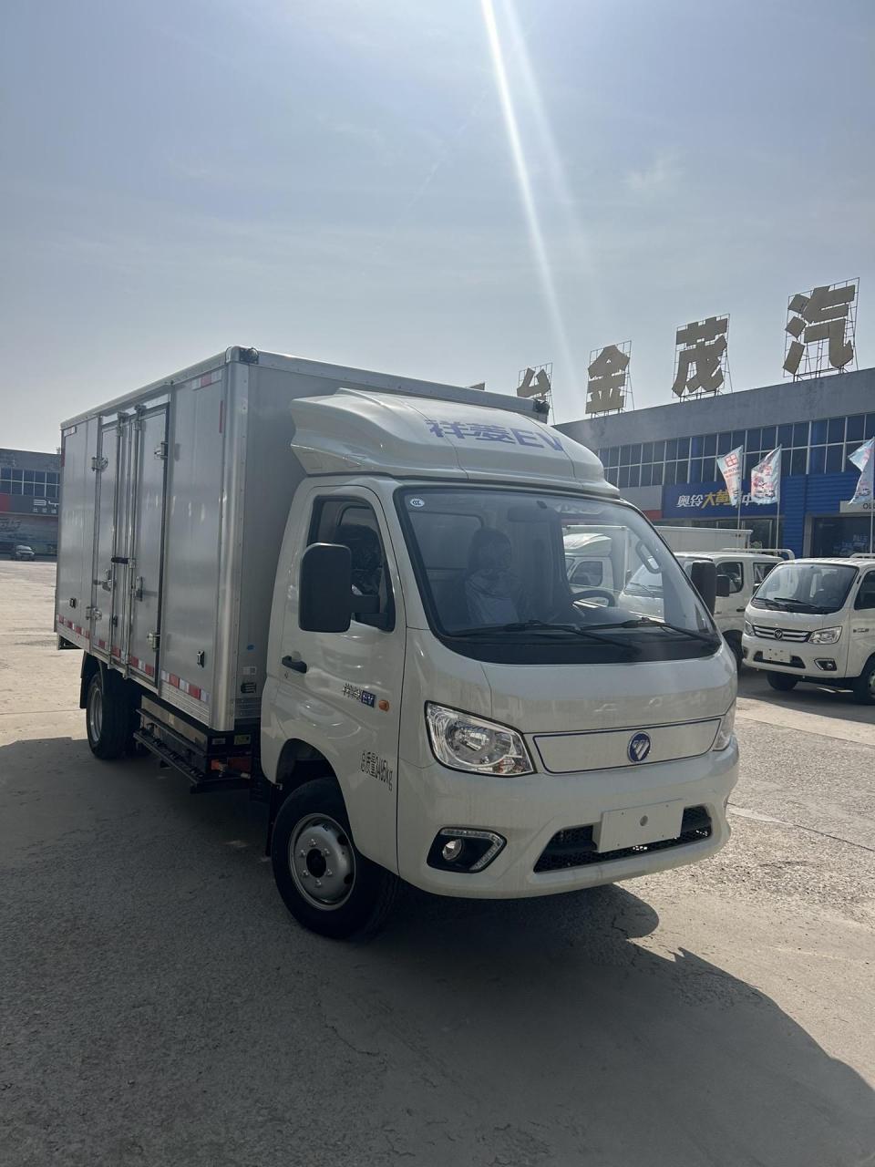 福田祥菱 m2纯电动货车,搭载宁德时代55.