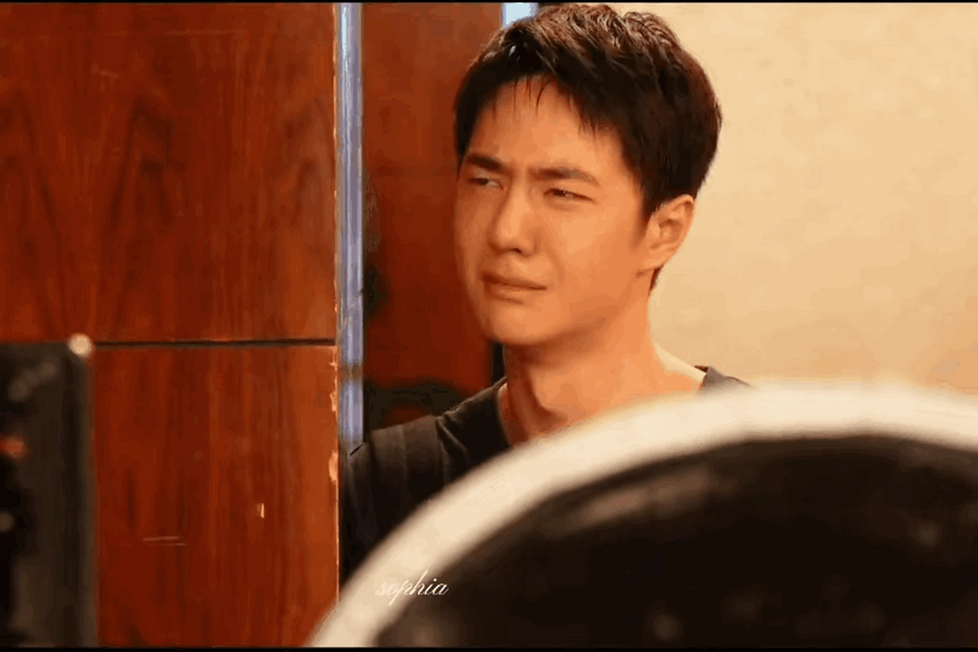 被王一博哭戏共情了##王一博哭戏感染力有多强#论王一博在《热烈》中